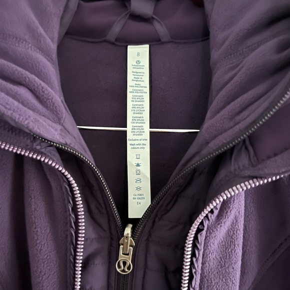 Lululemon RARE ๐ฆ DEEP ZINFANDEL Fleecy Keen Jacket EUC NO FLAWS size 8 - Picture 11 of 16